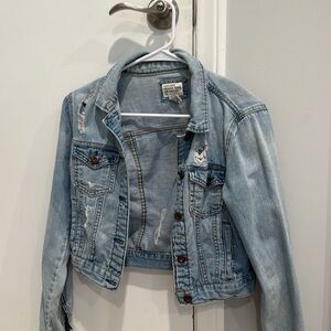 Cropped jean jacket size S